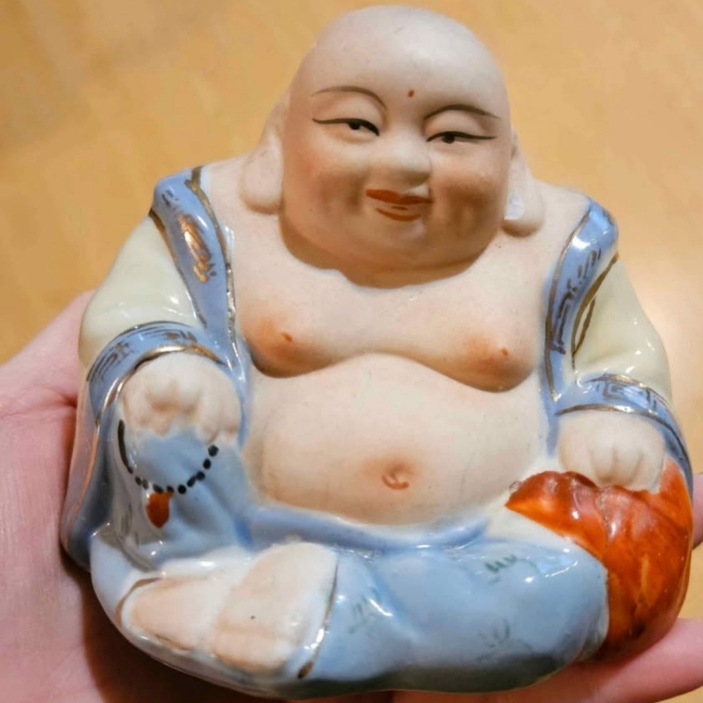 Hakata Seated Happy Smiling Maitreya Buddha Statue Feng Shui